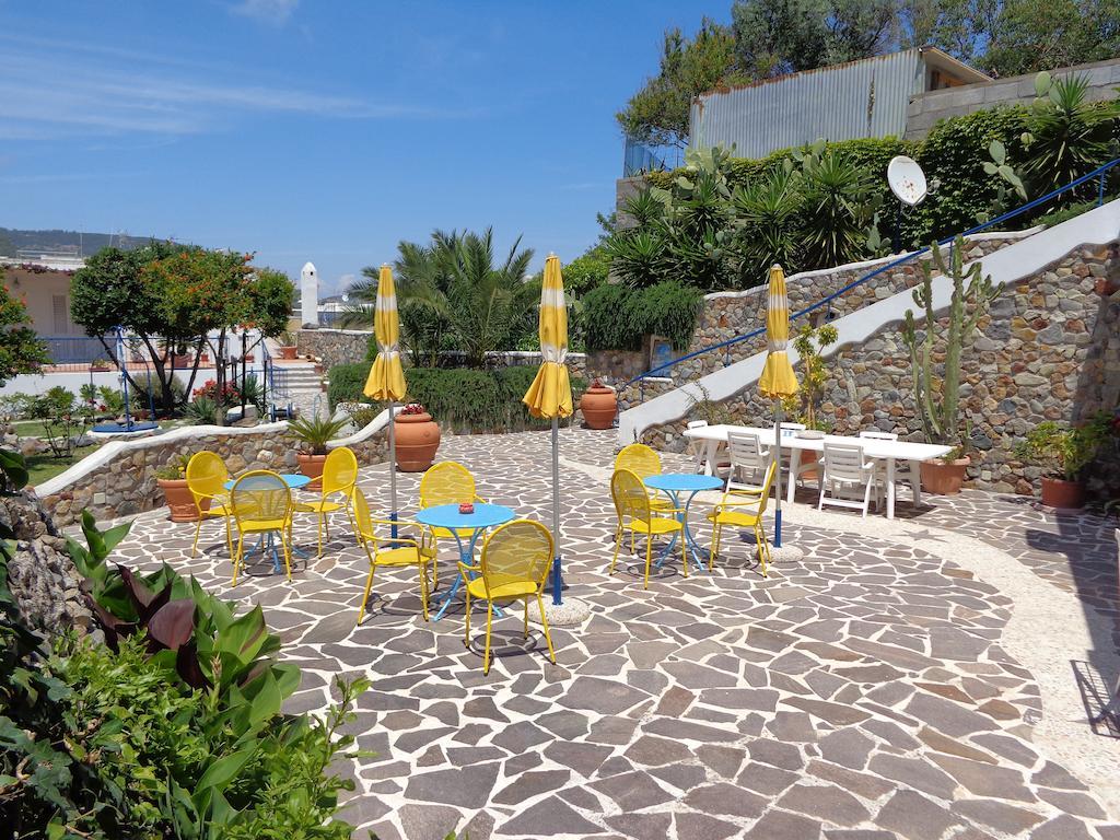 Il Mediterraneo - Adults Only Понца Екстериор снимка